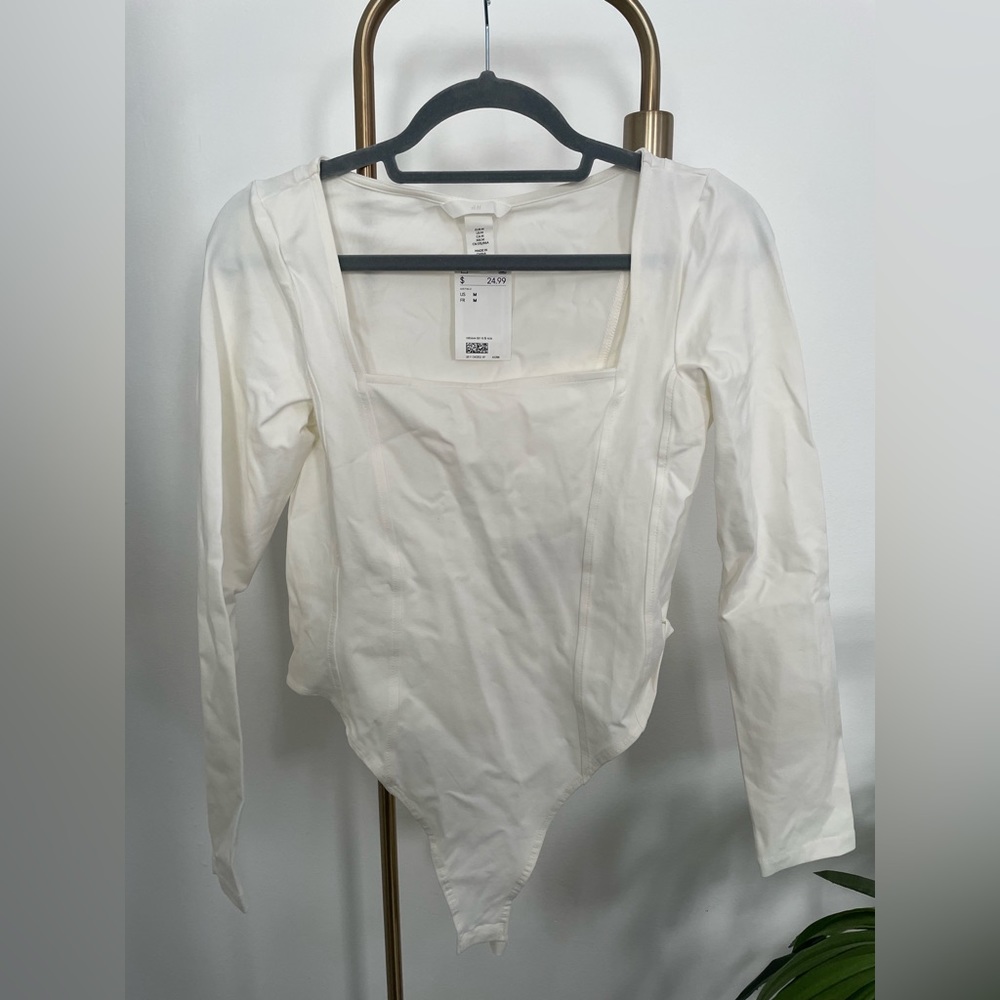 White square neck long sleeve bodysuit